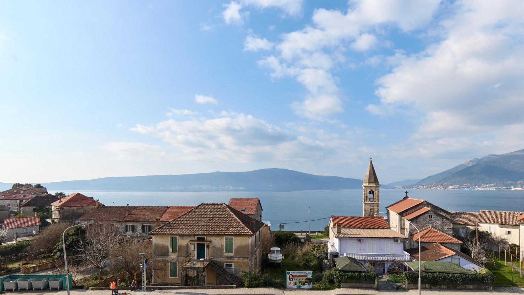 Bayview Apartments Tivat Montenegro Ngoại thất bức ảnh