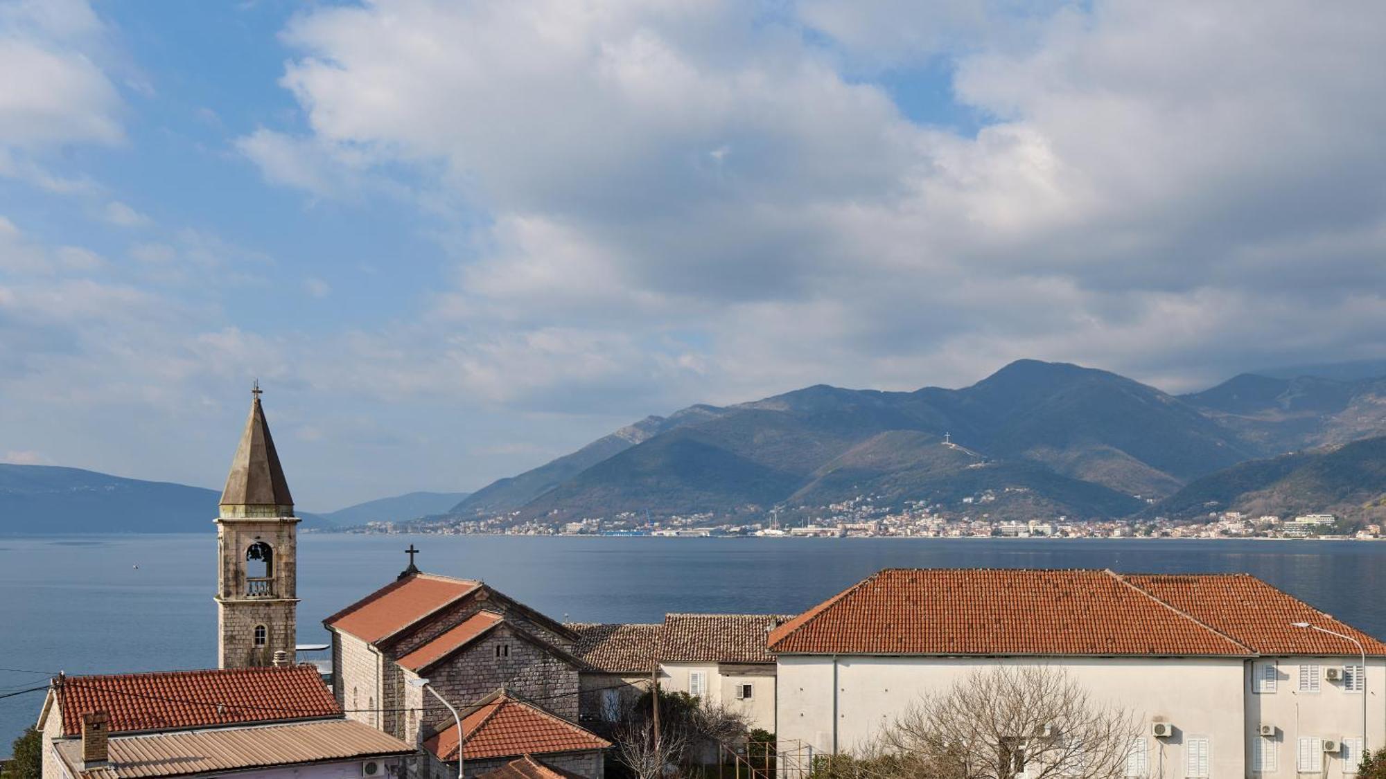 Bayview Apartments Tivat Montenegro Ngoại thất bức ảnh