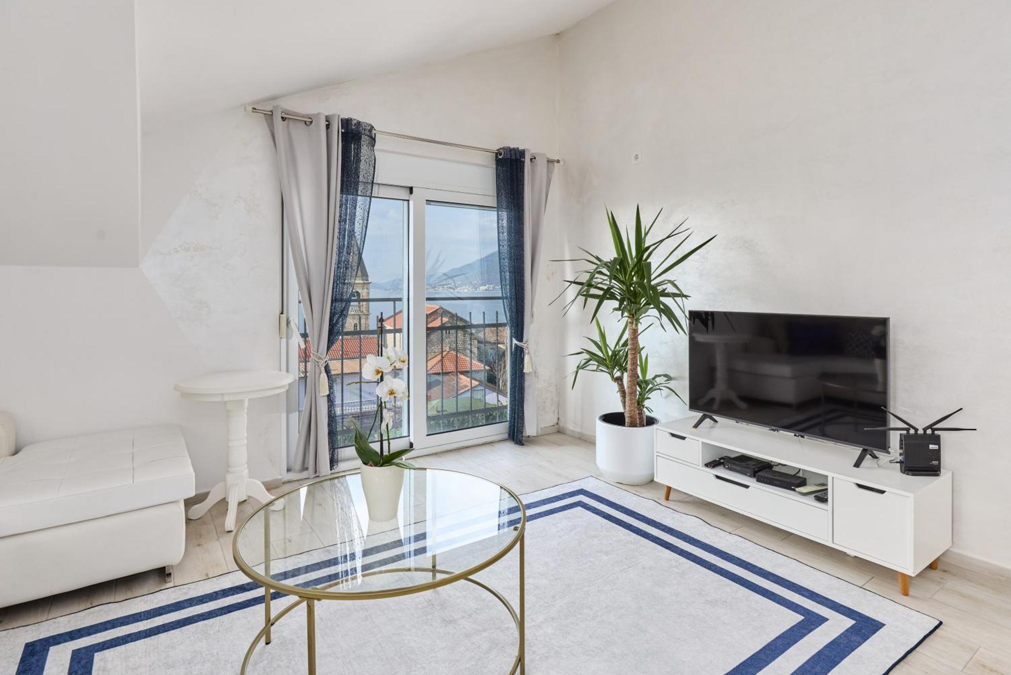 Bayview Apartments Tivat Montenegro Ngoại thất bức ảnh