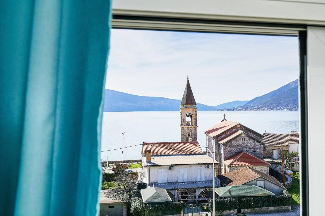 Bayview Apartments Tivat Montenegro Ngoại thất bức ảnh