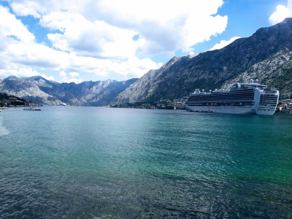 Bayview Apartments Tivat Montenegro Ngoại thất bức ảnh
